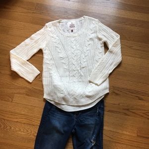 NWOT Perfect white cable knit sweater